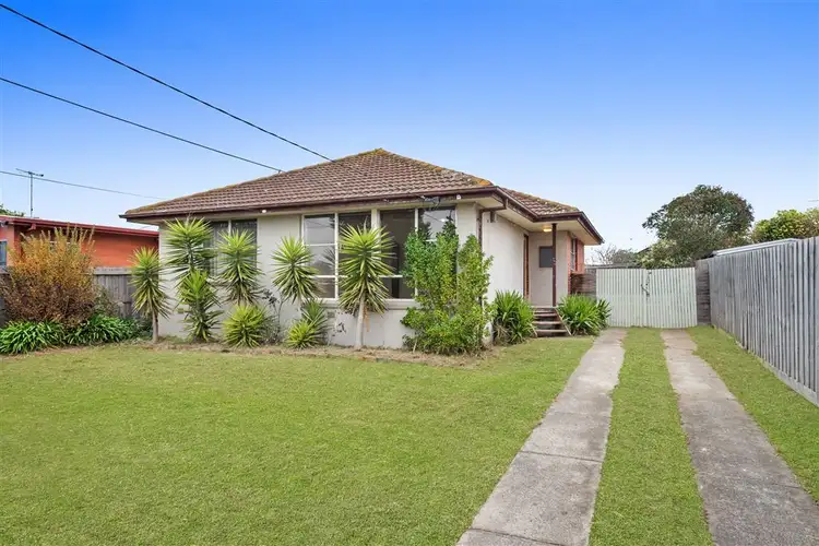 8 Hodges Court, Breakwater VIC 3219