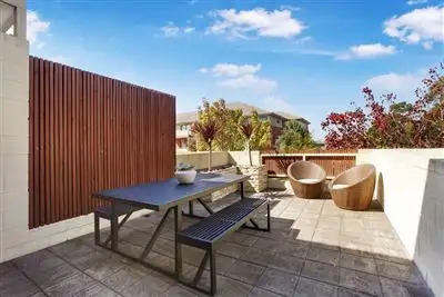 9 Leaf Court, Clayton VIC 3168