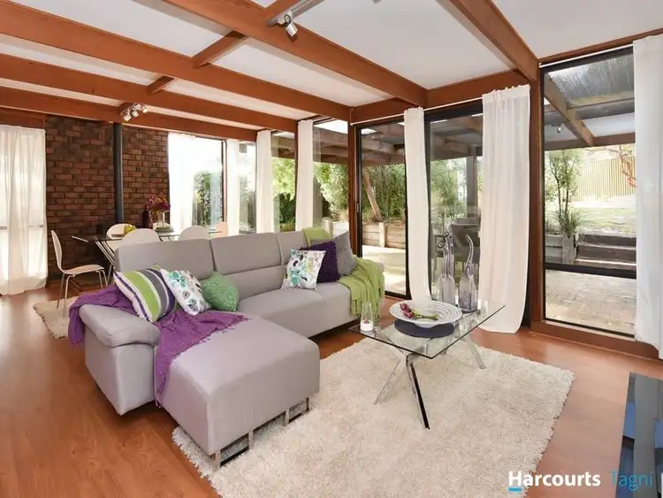 23 Pine Drive, Aberfoyle Park SA 5159