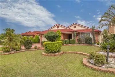 7 Fowkes Way, West Hoxton NSW 2171