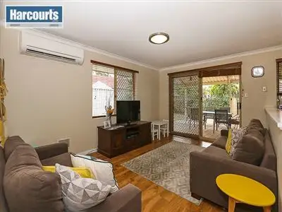 Third view of Homely house listing, 4/52 Cohn Street, Carlisle WA 6101