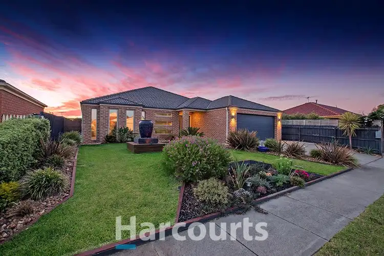 Second view of Homely house listing, 4 Kingfisher Court, Pakenham VIC 3810