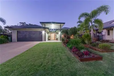 69 Abell Road, Cannonvale QLD 4802