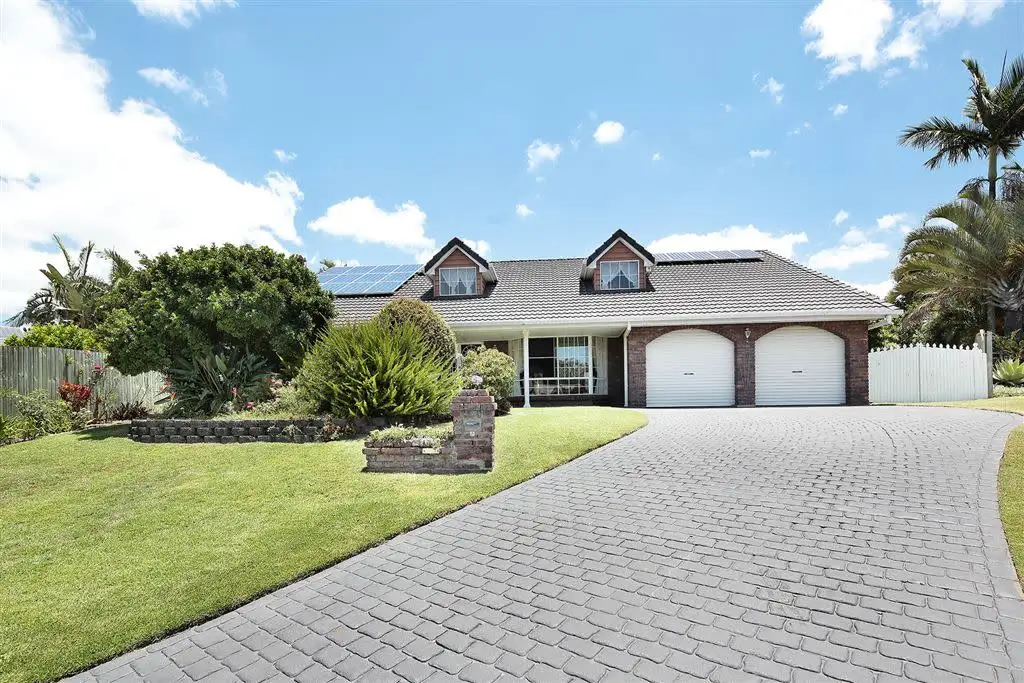 Main view of Homely house listing, 8 Esmeralda Street, Carindale QLD 4152