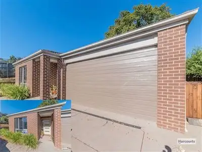 18 Springwater Drive, Drouin VIC 3818