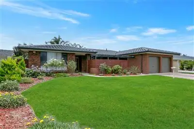 2 Dutton Grove, West Lakes Shore SA 5020