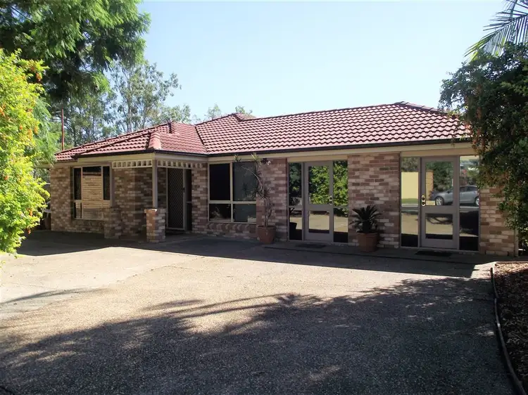 2 Oakmont Avenue, Oxley QLD 4075