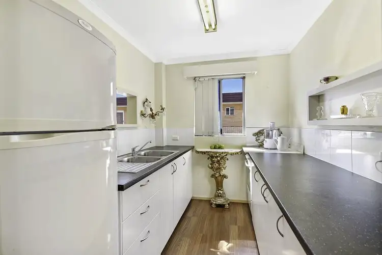 10/26 Labrador Street, Labrador QLD 4215