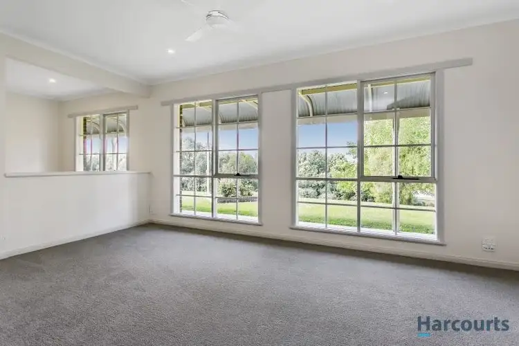 Fourth view of Homely house listing, 10 Kilfera Court, Warragul VIC 3820