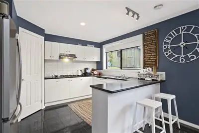 Second view of Homely house listing, 10 Fawn Court, Langwarrin VIC 3910