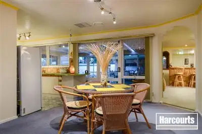 Fifth view of Homely house listing, 8 Cicada Crt, Carrum Downs VIC 3201