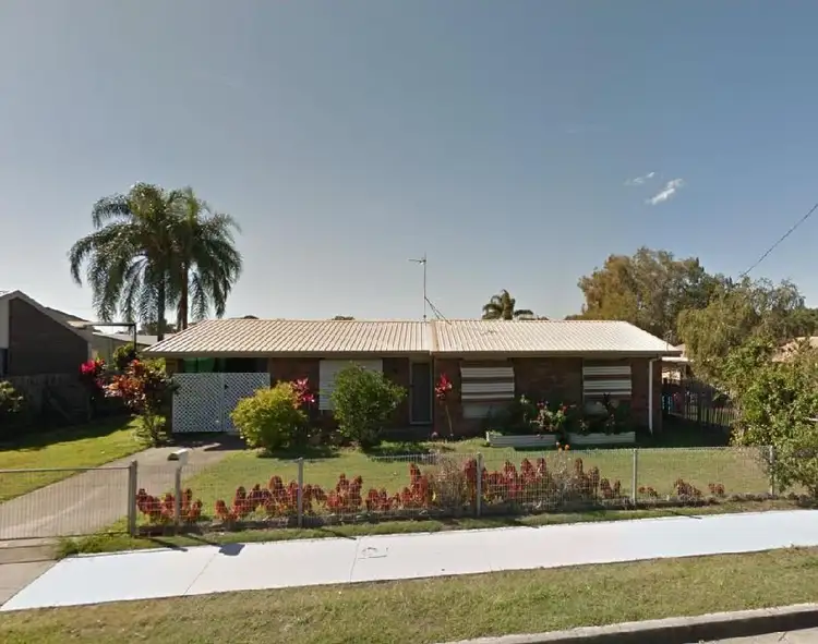 814 Boat Harbour Drive, Urangan QLD 4655