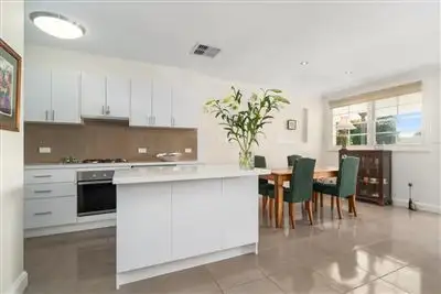 Fourth view of Homely unit listing, 5/137 Mount Eliza Way, Mount Eliza VIC 3930