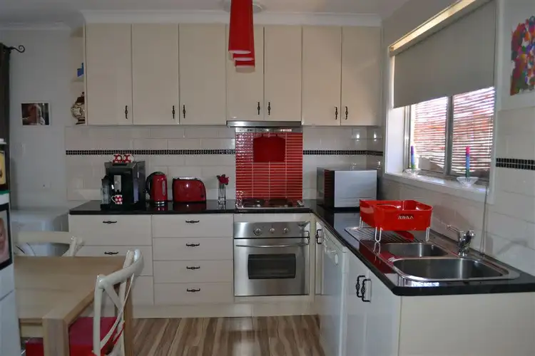 Main view of Homely unit listing, 1/2 Evelyn Street, Wendouree VIC 3355