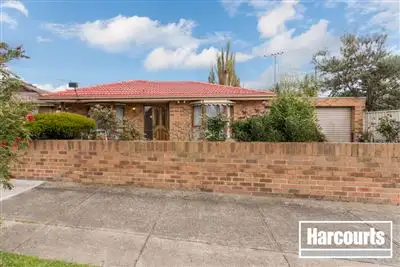 3 Circle Drive North, Cranbourne VIC 3977