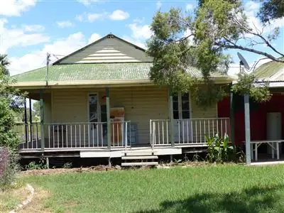 48 Feather Street, Roma QLD 4455