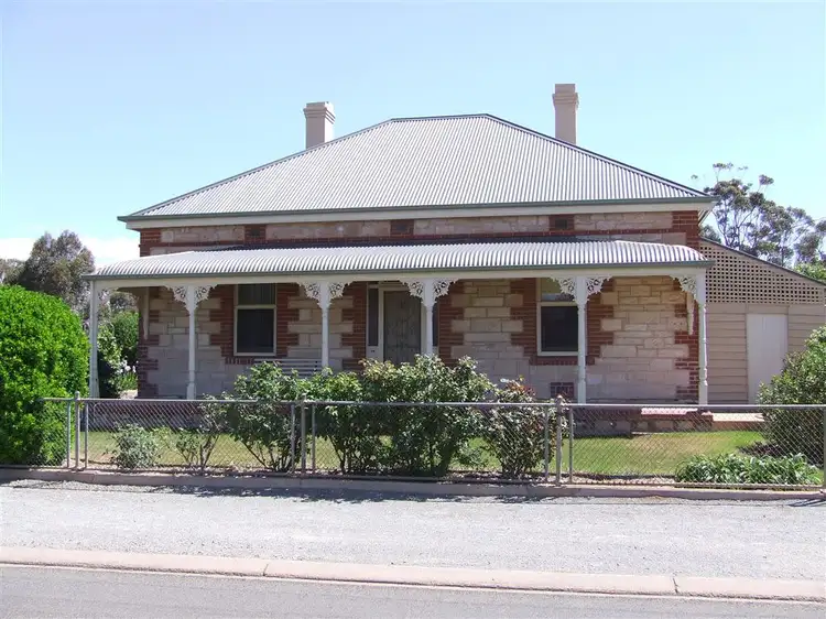 1 George Street