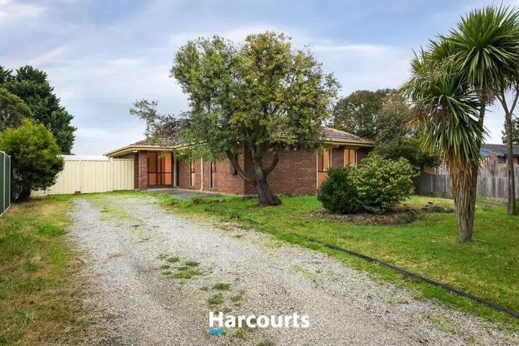 Second view of Homely house listing, 3 Gillespie Court, Cranbourne North VIC 3977