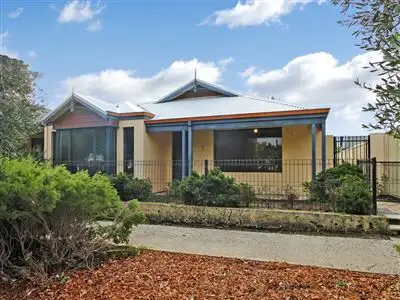 7 Yarra Promenade, Hammond Park WA