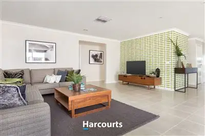 Sixth view of Homely house listing, 18 Fintona Crescent, Cranbourne West VIC 3977