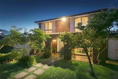 19 Bond Street, Mount Waverley VIC 3149