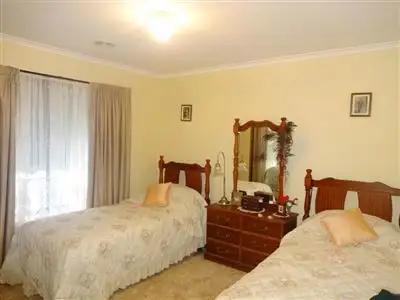 Fourth view of Homely house listing, 1/49 Hulme Drive, Wangaratta VIC 3677