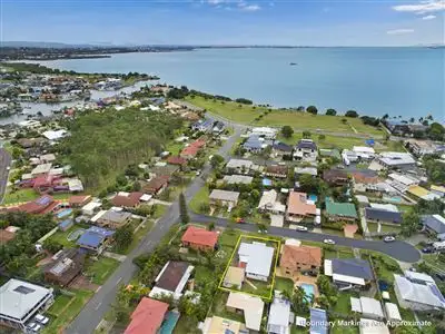 2 Makena Crescent, Birkdale QLD 4159