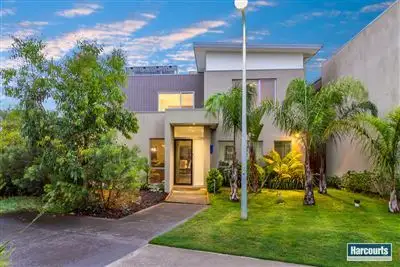 Main view of Homely house listing, 8 Moyhu Terrace, Rowville VIC 3178