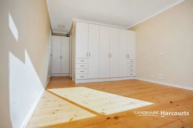Fourth view of Homely house listing, 11 Walls Crescent, Hamilton VIC 3300