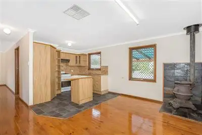 Sixth view of Homely house listing, 8 Eringa Court, Craigmore SA 5114