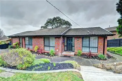 6 Watson Drive, Mount Pleasant VIC 3350