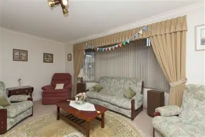 Sixth view of Homely house listing, 2 Frost Close, Munster WA 6166