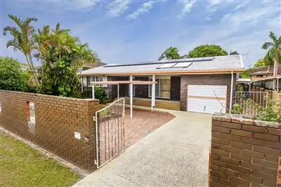 9 Camellia Street, Clontarf QLD 4019