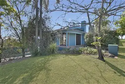 Second view of Homely house listing, 2 Apex Street, Balmoral QLD 4171