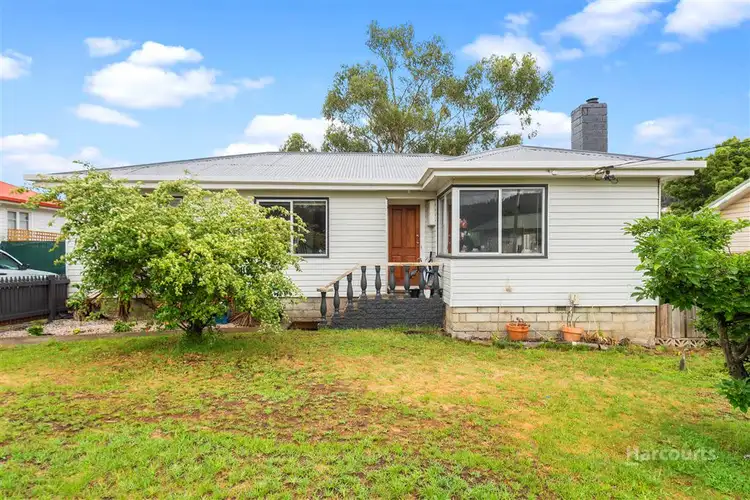 8 Erebus Street, Warrane TAS 7018