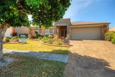 7 Wildfire Court, Robina QLD 4226