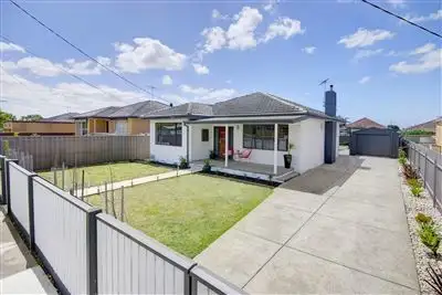 Main view of Homely house listing, 2 Levoca Court, Bell Park VIC 3215