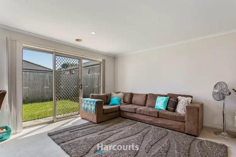 Fifth view of Homely house listing, 4 Taplan Crescent, Cranbourne West VIC 3977