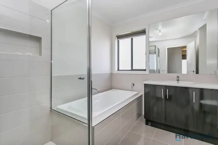 Fifth view of Homely house listing, 4 Willan Court, Warragul VIC 3820