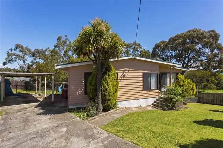 7 Yarloop Street, Waverley TAS 7250