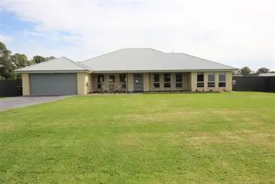 22 Mary Angove, Cootamundra NSW 2590