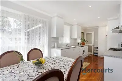 Fifth view of Homely house listing, 16 Sunray Court, Croydon VIC 3136