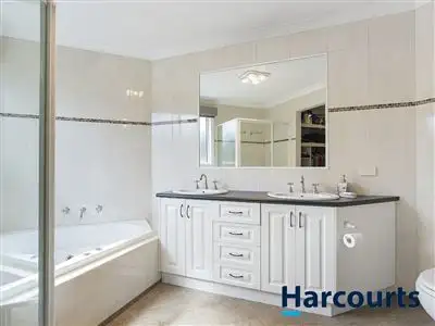 Seventh view of Homely house listing, 5 Cunningham Court, Warragul VIC 3820