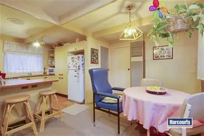 Third view of Homely house listing, 5 Horne Court, Langwarrin VIC 3910