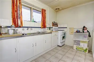 Fourth view of Homely house listing, 17 Bondi Avenue, Frankston VIC 3199