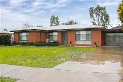 18 Russell Avenue, Wangaratta VIC 3677