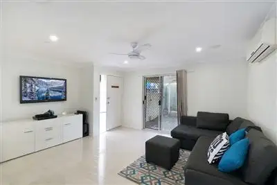 Fourth view of Homely house listing, 5 Bardolph Avenue, Rosemeadow NSW 2560