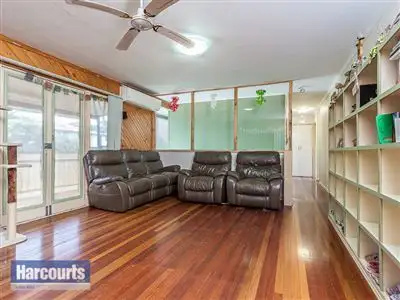 16 Ash Avenue, Woodridge QLD 4114