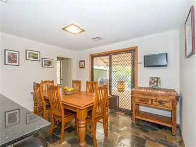 Sixth view of Homely house listing, 2 Honeyeater Court, Wynn Vale SA 5127