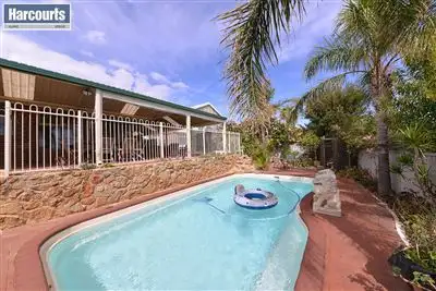Second view of Homely house listing, 32 Fairway Circle, Connolly WA 6027